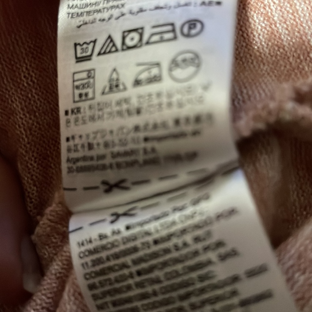 NWOT GAP soft spun cowl neck pullover sweater with rib knit details! Size Small - Picture 7 of 16